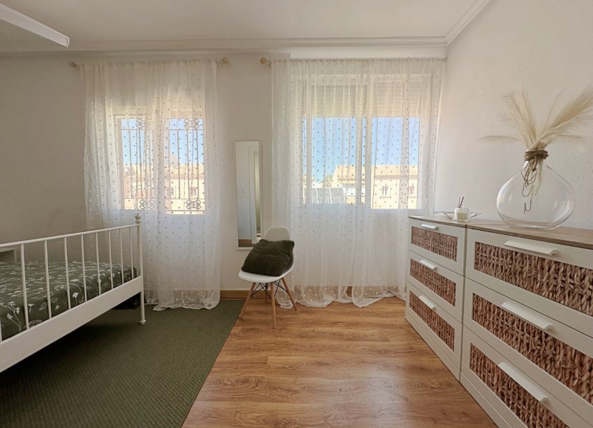 Resale - Townhouse / Terraced House - Orihuela Costa - La Zenia