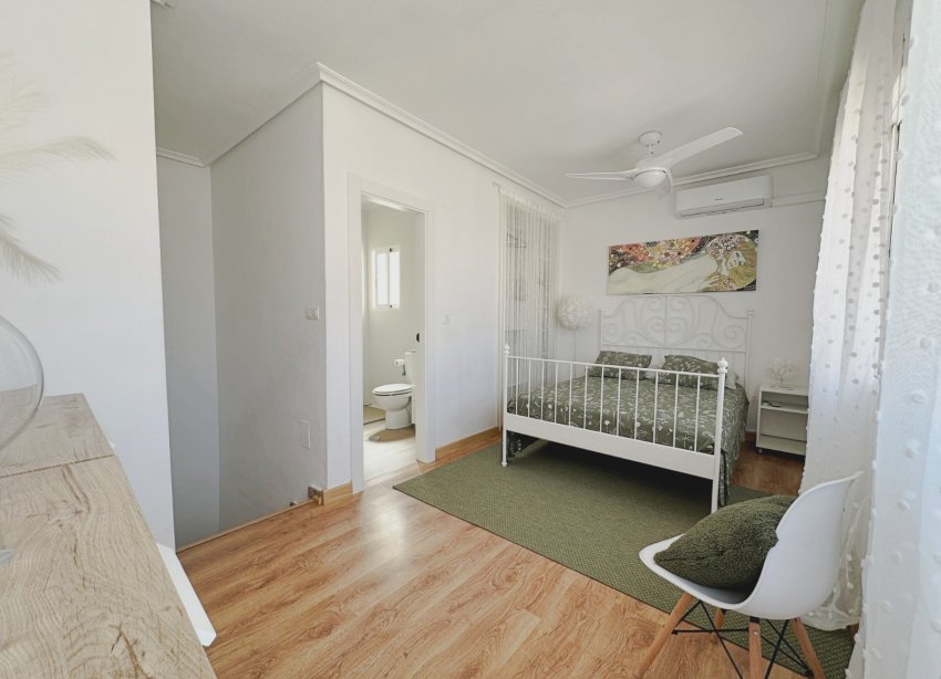 Resale - Townhouse / Terraced House - Orihuela Costa - La Zenia