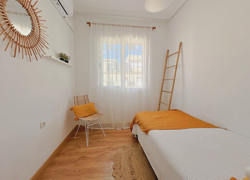 Resale - Townhouse / Terraced House - Orihuela Costa - La Zenia