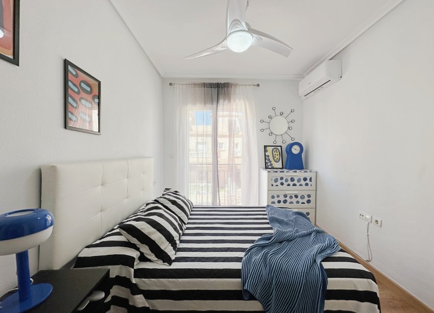 Resale - Townhouse / Terraced House - Orihuela Costa - La Zenia