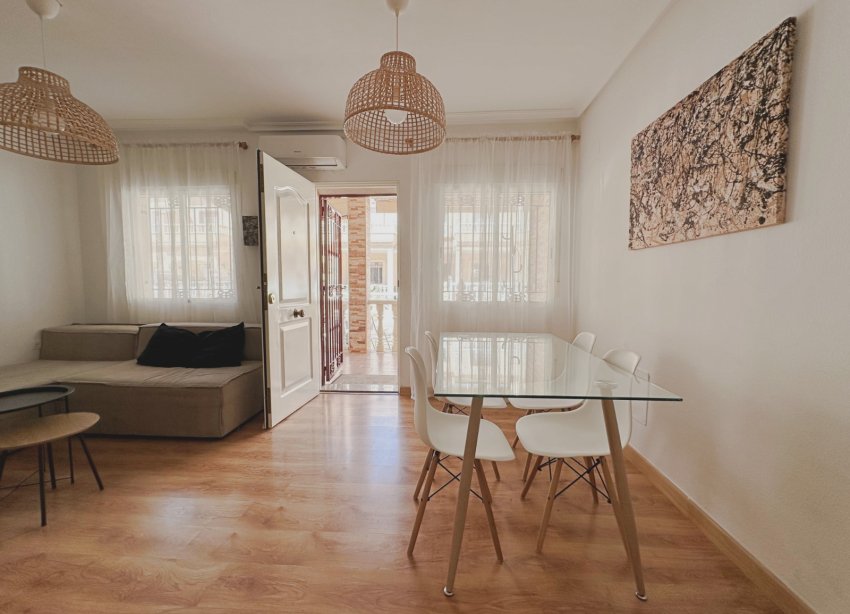 Resale - Townhouse / Terraced House - Orihuela Costa - La Zenia