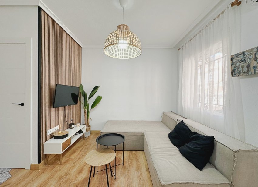 Resale - Townhouse / Terraced House - Orihuela Costa - La Zenia