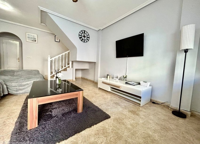 Resale - Townhouse / Terraced House - Orihuela Costa - La Zenia