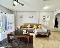 Resale - Townhouse / Terraced House - Orihuela Costa - La Zenia