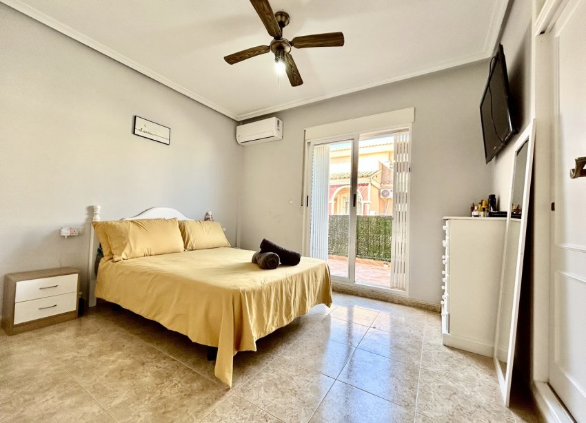 Resale - Townhouse / Terraced House - Orihuela Costa - La Zenia