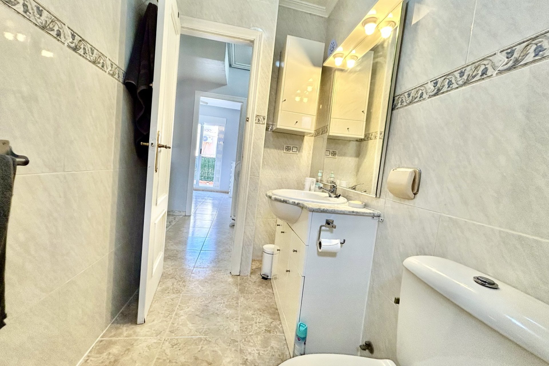 Resale - Townhouse / Terraced House - Orihuela Costa - La Zenia