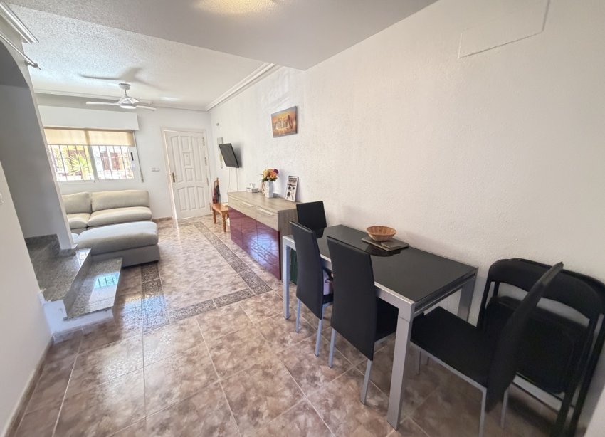 Resale - Townhouse / Terraced House - Orihuela Costa - La Zenia