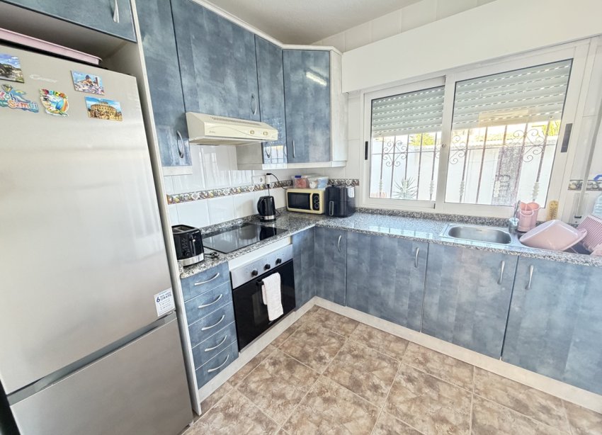 Resale - Townhouse / Terraced House - Orihuela Costa - La Zenia