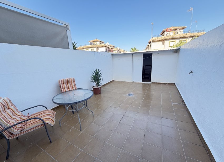 Resale - Townhouse / Terraced House - Orihuela Costa - La Zenia