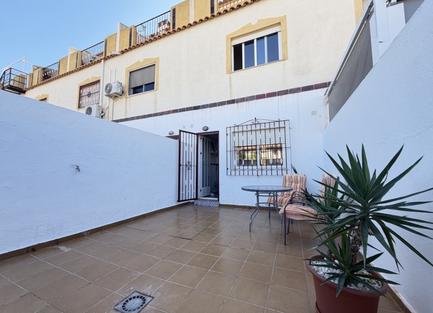 Resale - Townhouse / Terraced House - Orihuela Costa - La Zenia