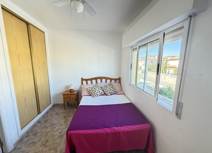 Resale - Townhouse / Terraced House - Orihuela Costa - La Zenia
