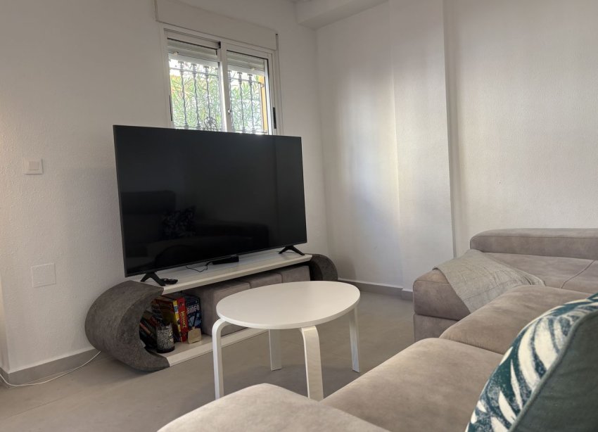 Resale - Townhouse / Terraced House - Orihuela Costa - La Zenia