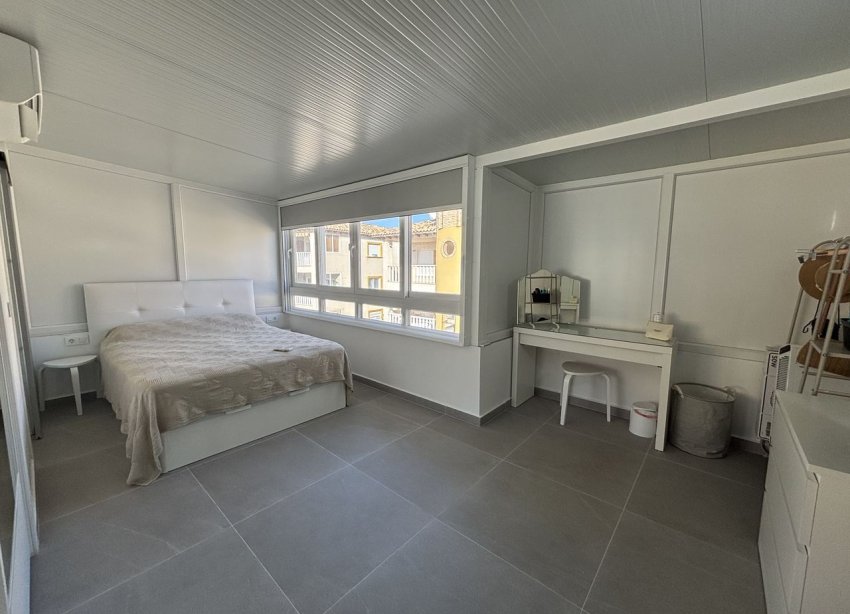 Resale - Townhouse / Terraced House - Orihuela Costa - La Zenia