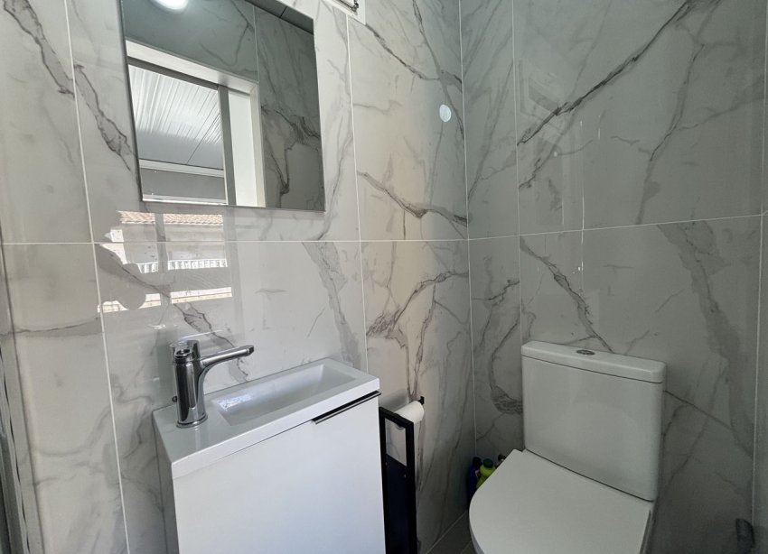 Resale - Townhouse / Terraced House - Orihuela Costa - La Zenia