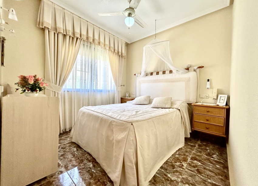 Resale - Townhouse / Terraced House - Orihuela Costa - La Zenia