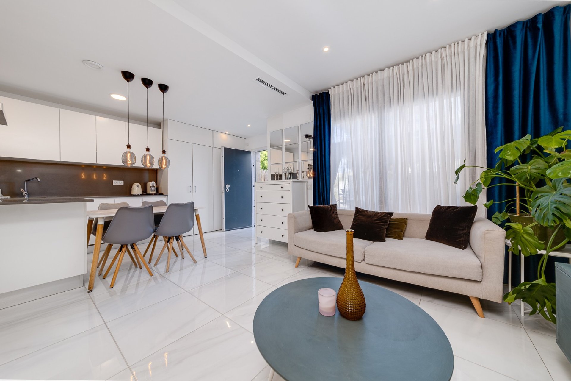Resale - Townhouse / Terraced House - Orihuela Costa - Las Filipinas