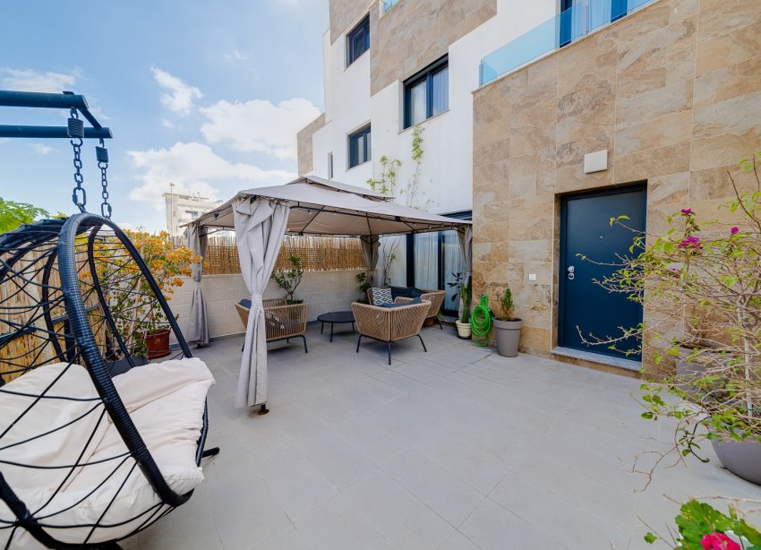 Resale - Townhouse / Terraced House - Orihuela Costa - Las Filipinas