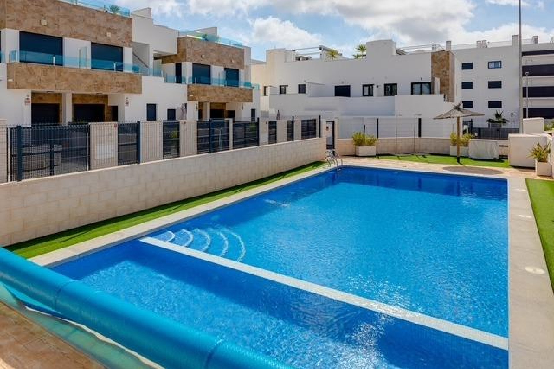 Resale - Townhouse / Terraced House - Orihuela Costa - Las Filipinas