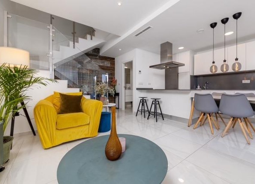 Resale - Townhouse / Terraced House - Orihuela Costa - Las Filipinas