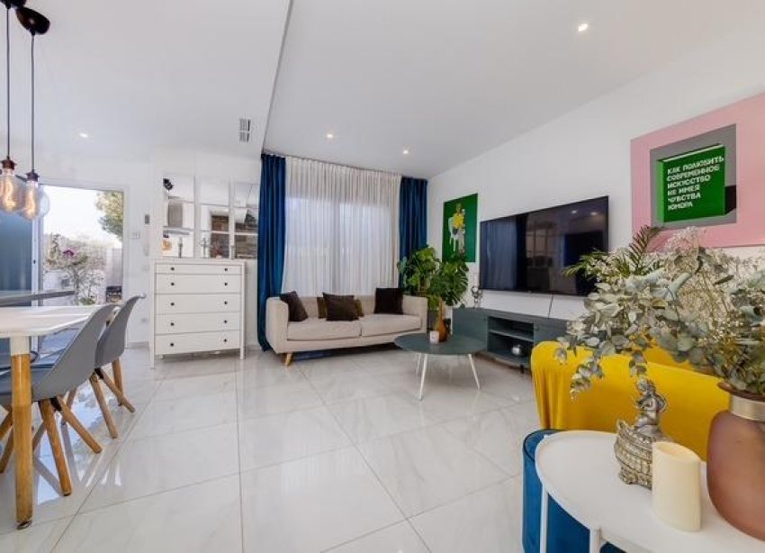 Resale - Townhouse / Terraced House - Orihuela Costa - Las Filipinas