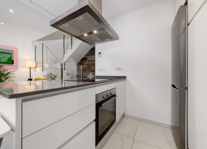 Resale - Townhouse / Terraced House - Orihuela Costa - Las Filipinas
