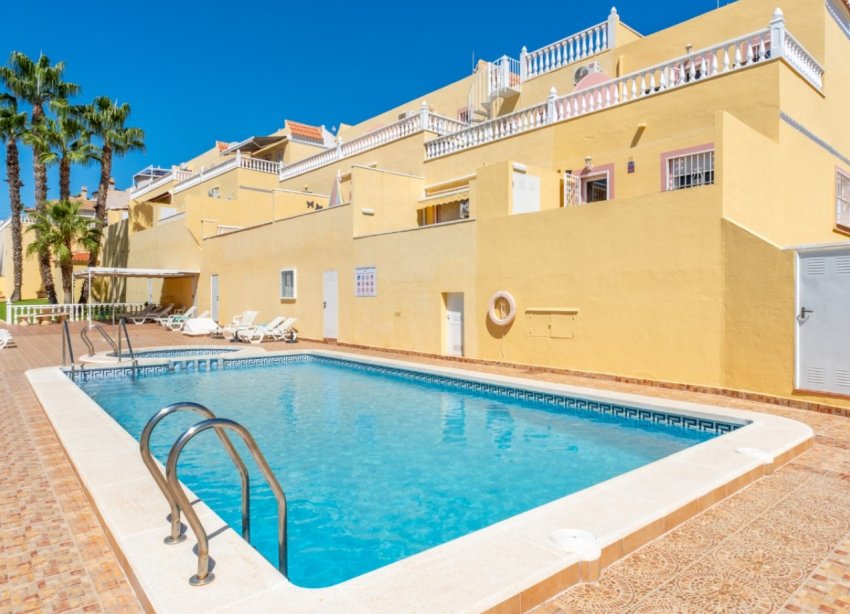 Resale - Townhouse / Terraced House - Orihuela Costa - Las Filipinas