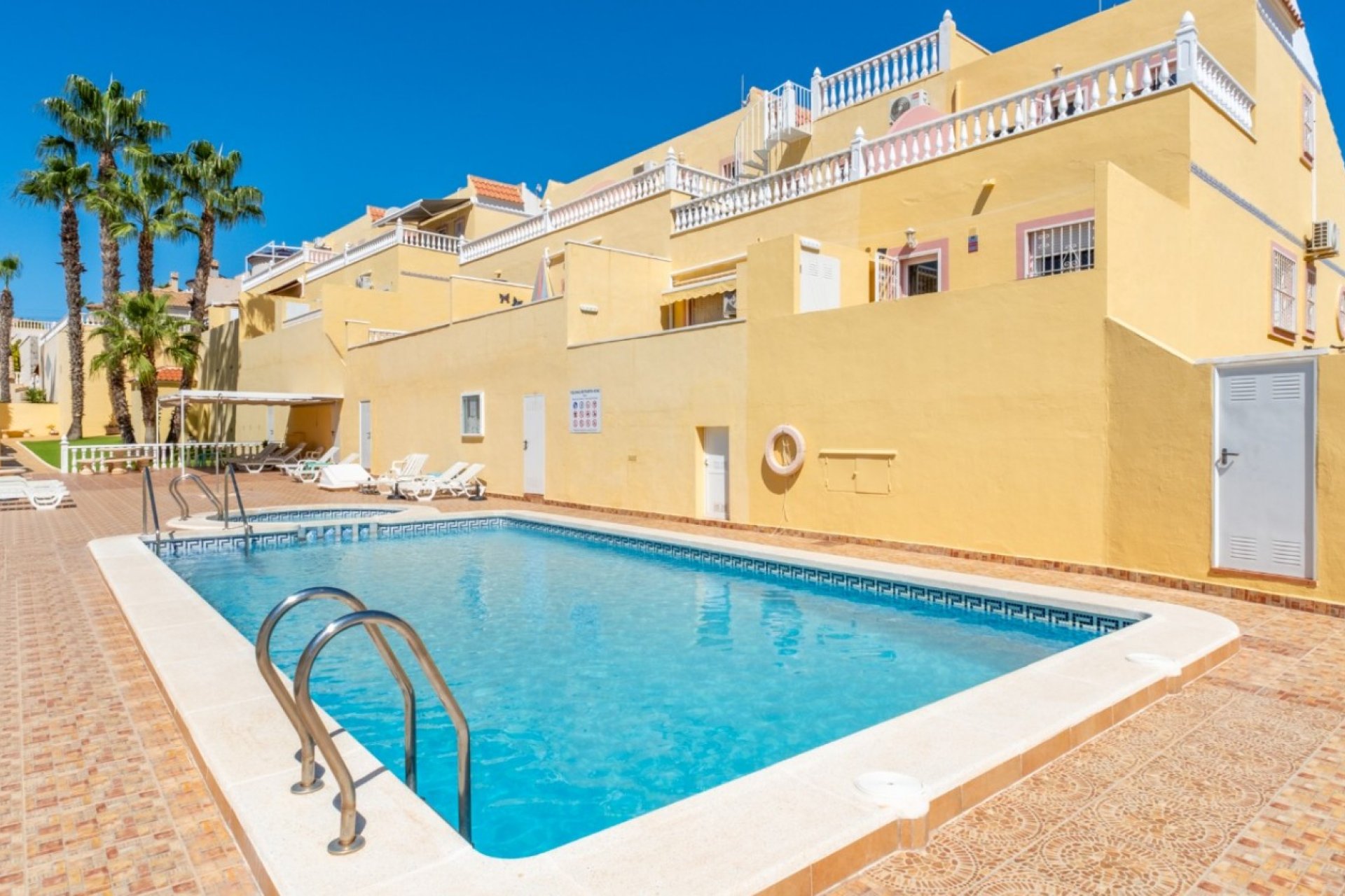 Resale - Townhouse / Terraced House - Orihuela Costa - Las Filipinas