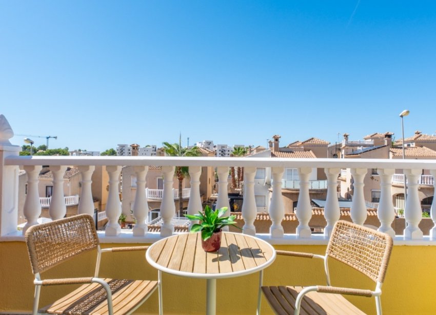 Resale - Townhouse / Terraced House - Orihuela Costa - Las Filipinas