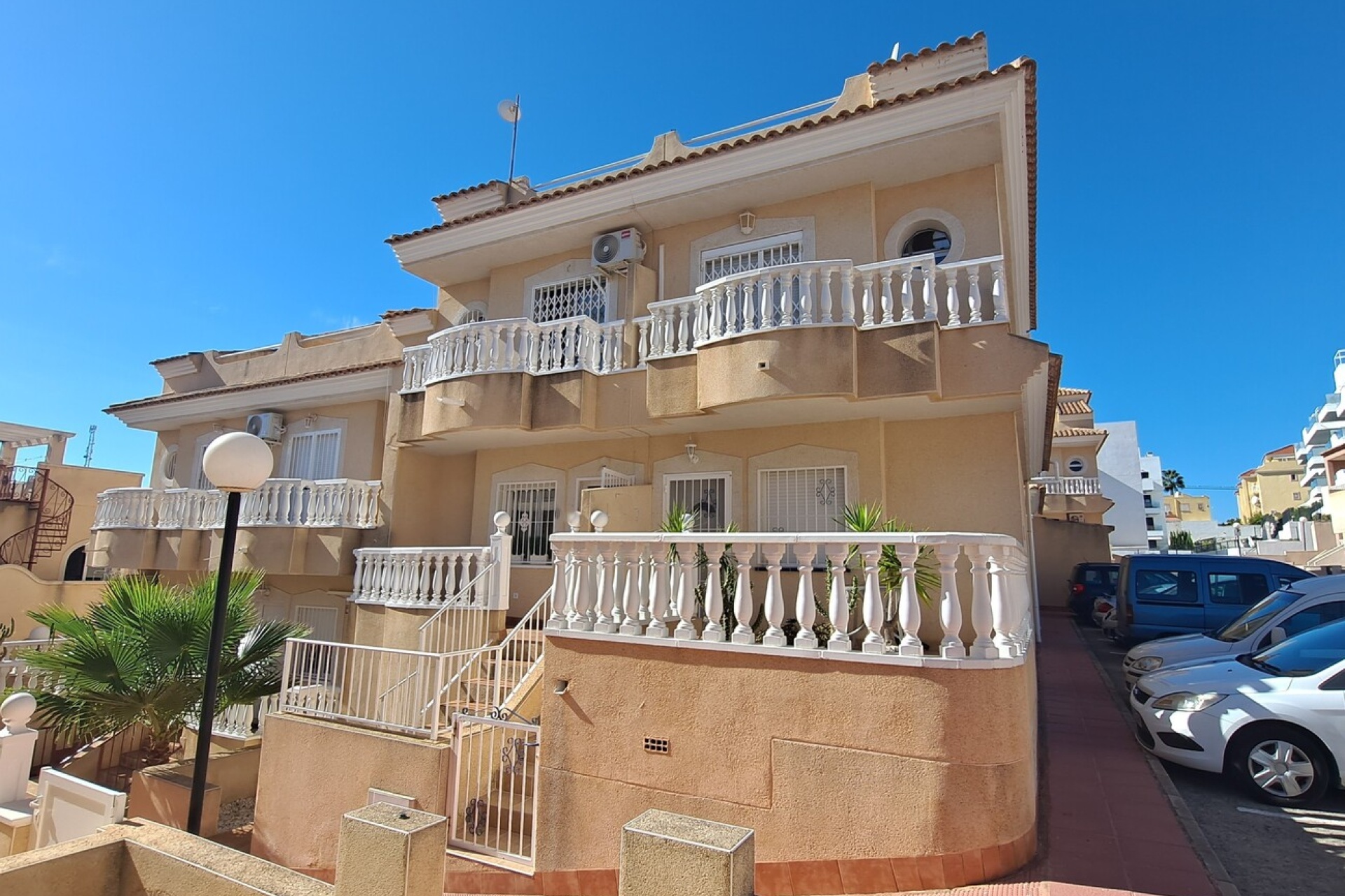Resale - Townhouse / Terraced House - Orihuela Costa - Las Filipinas