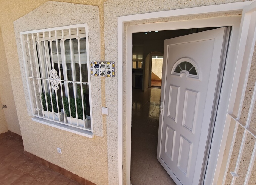 Resale - Townhouse / Terraced House - Orihuela Costa - Las Filipinas
