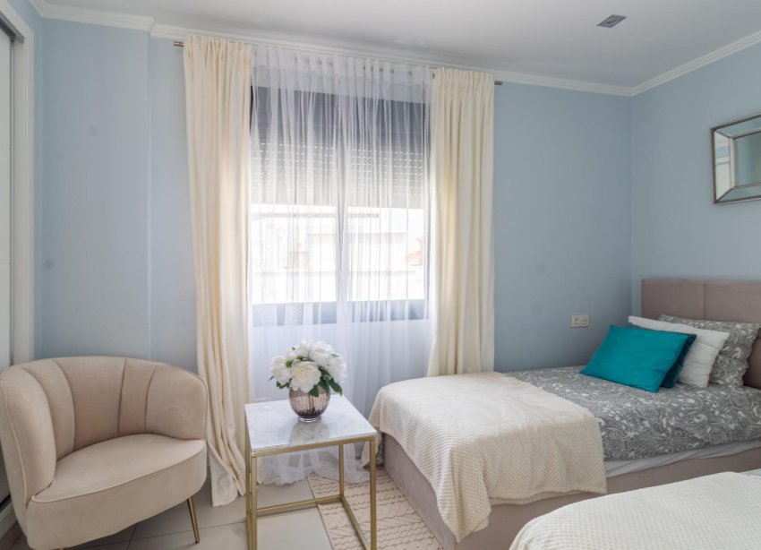 Resale - Townhouse / Terraced House - Orihuela Costa - Lomas de Cabo Roig