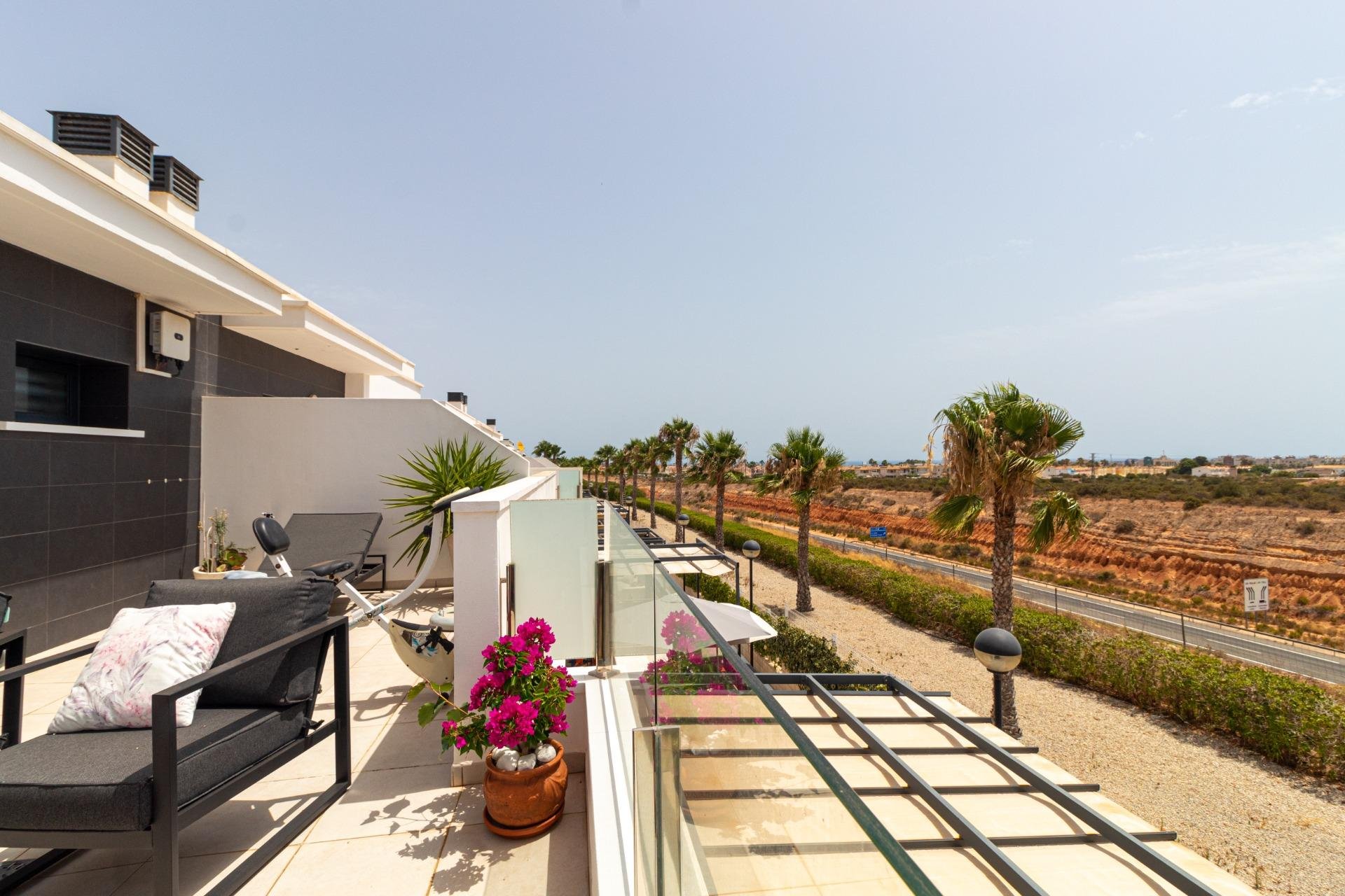 Resale - Townhouse / Terraced House - Orihuela Costa - Lomas de Cabo Roig