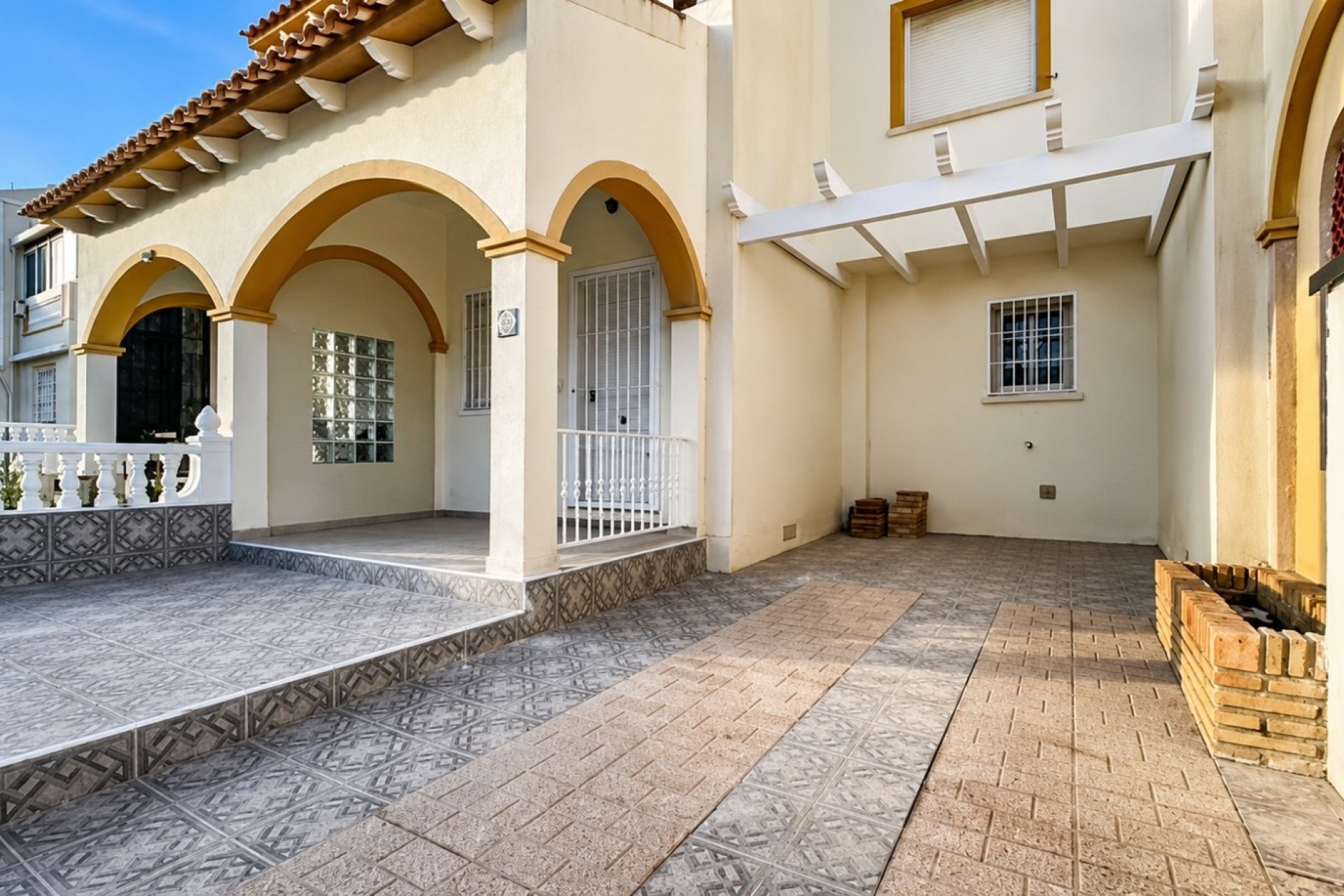 Resale - Townhouse / Terraced House - Orihuela Costa - Playa Flamenca
