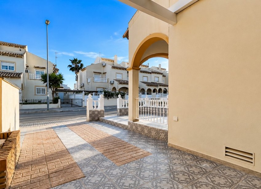 Resale - Townhouse / Terraced House - Orihuela Costa - Playa Flamenca