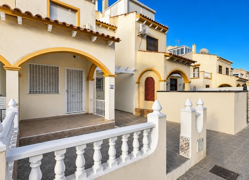Resale - Townhouse / Terraced House - Orihuela Costa - Playa Flamenca