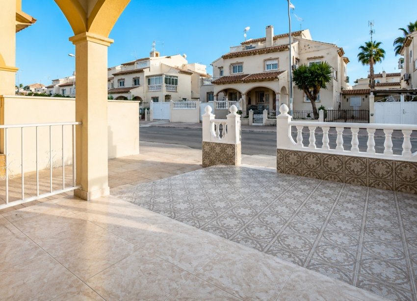 Resale - Townhouse / Terraced House - Orihuela Costa - Playa Flamenca