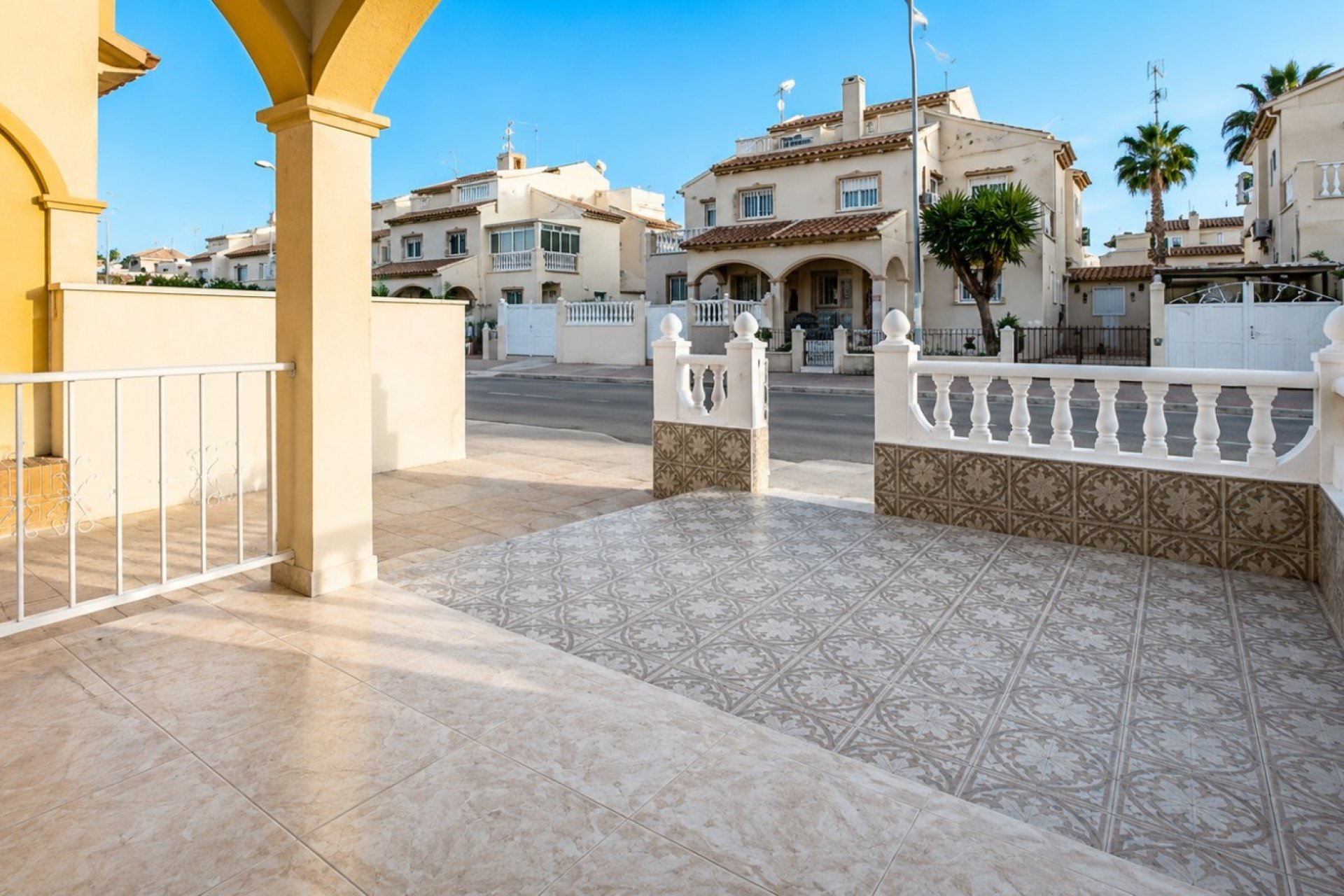 Resale - Townhouse / Terraced House - Orihuela Costa - Playa Flamenca