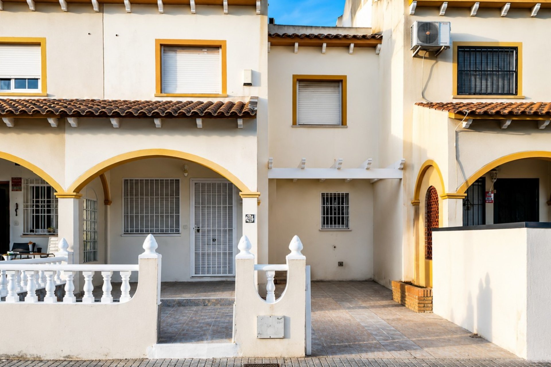 Resale - Townhouse / Terraced House - Orihuela Costa - Playa Flamenca