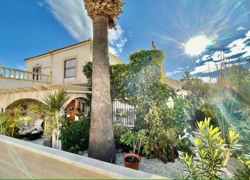 Resale - Townhouse / Terraced House - Orihuela Costa - Playa Flamenca