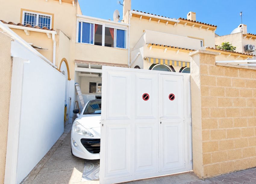 Resale - Townhouse / Terraced House - Orihuela Costa - Playa Flamenca