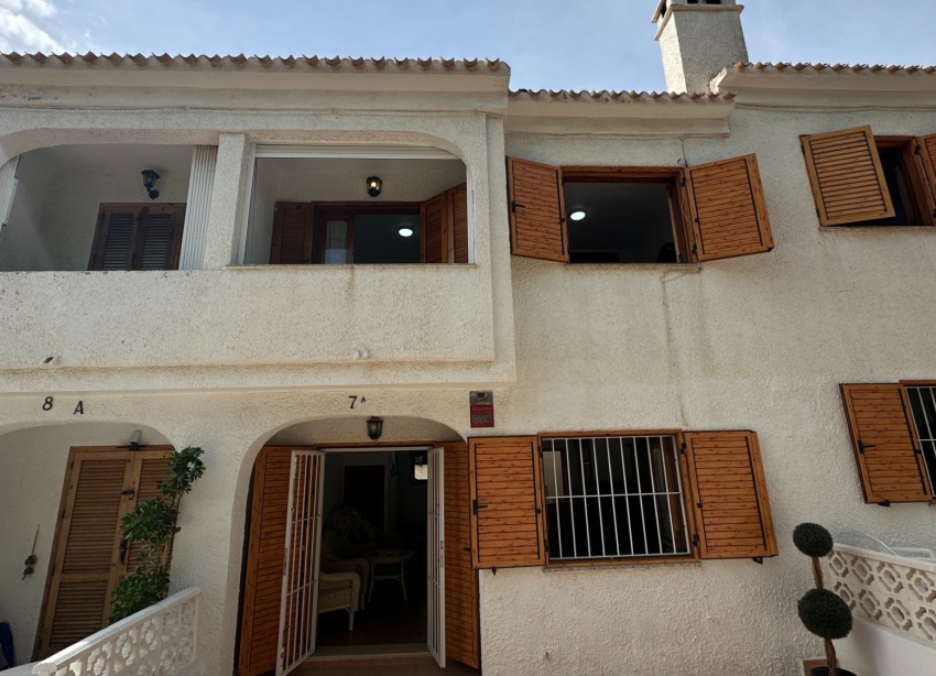 Resale - Townhouse / Terraced House - Orihuela Costa - Playa Flamenca