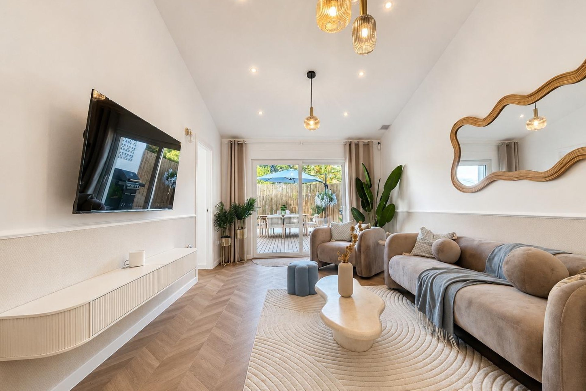 Resale - Townhouse / Terraced House - Orihuela Costa - Punta Prima