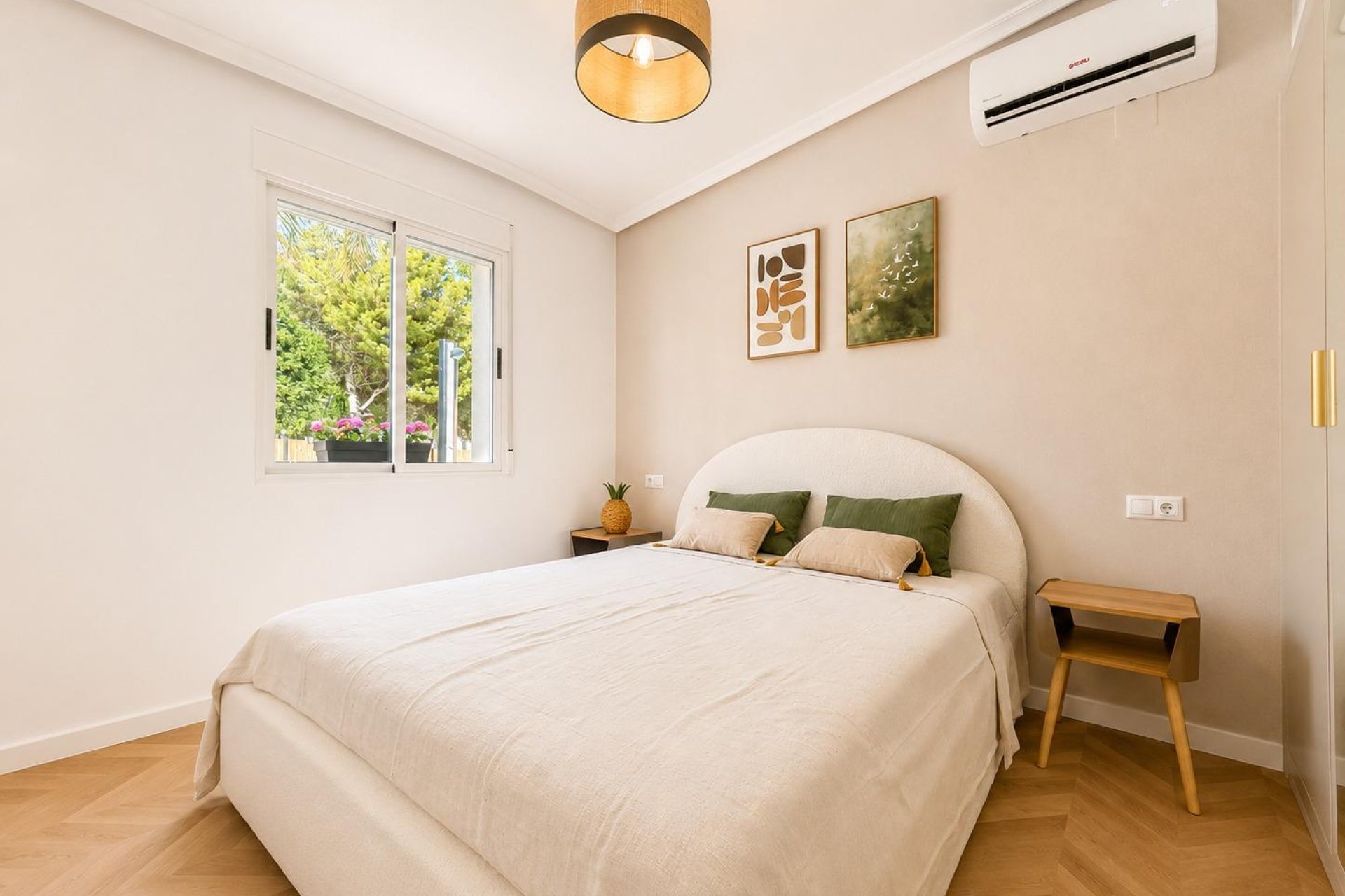 Resale - Townhouse / Terraced House - Orihuela Costa - Punta Prima