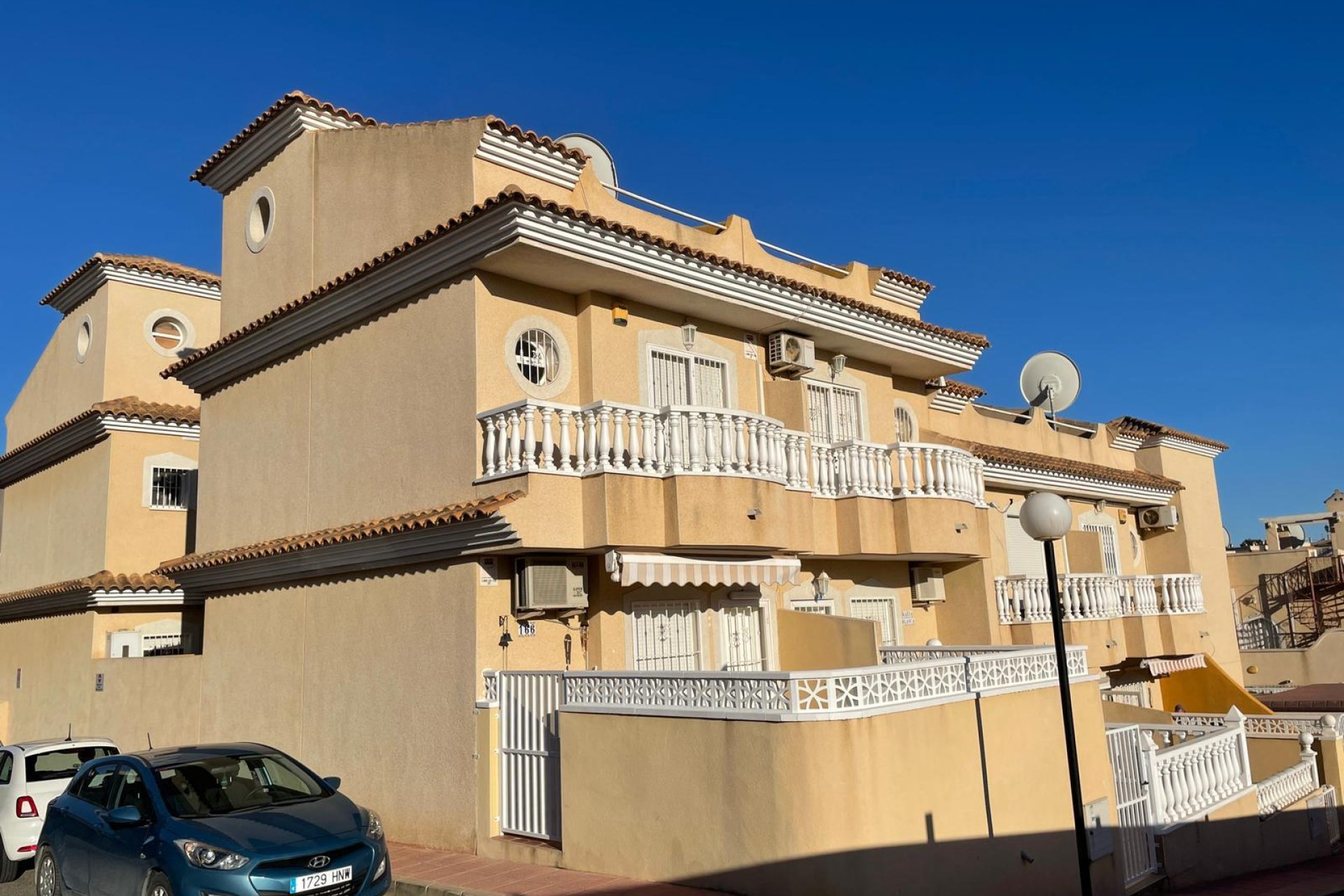 Resale - Townhouse / Terraced House - Orihuela Costa - Villamartín