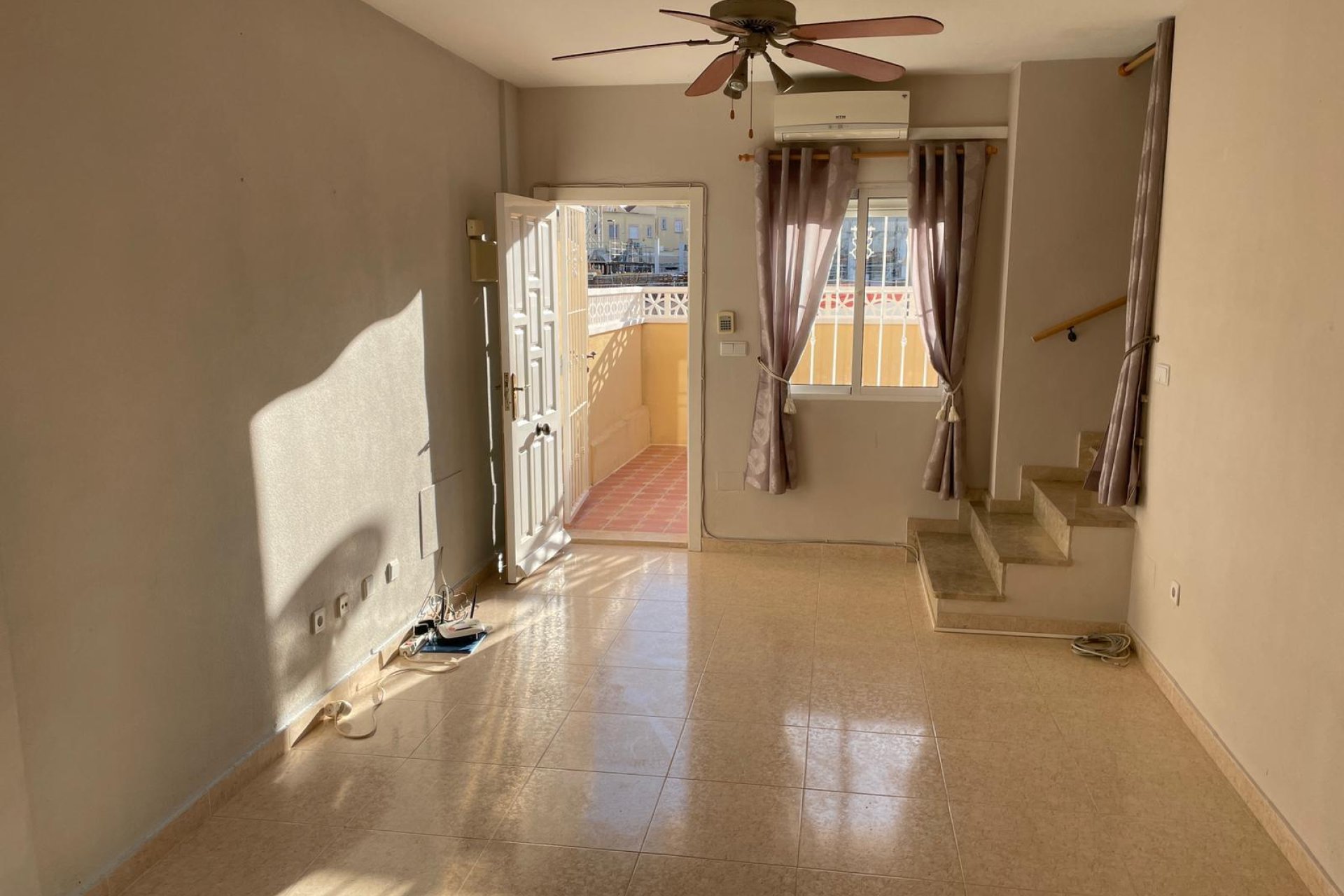 Resale - Townhouse / Terraced House - Orihuela Costa - Villamartín