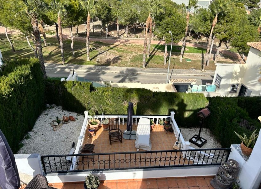 Resale - Townhouse / Terraced House - Orihuela Costa - Villamartín