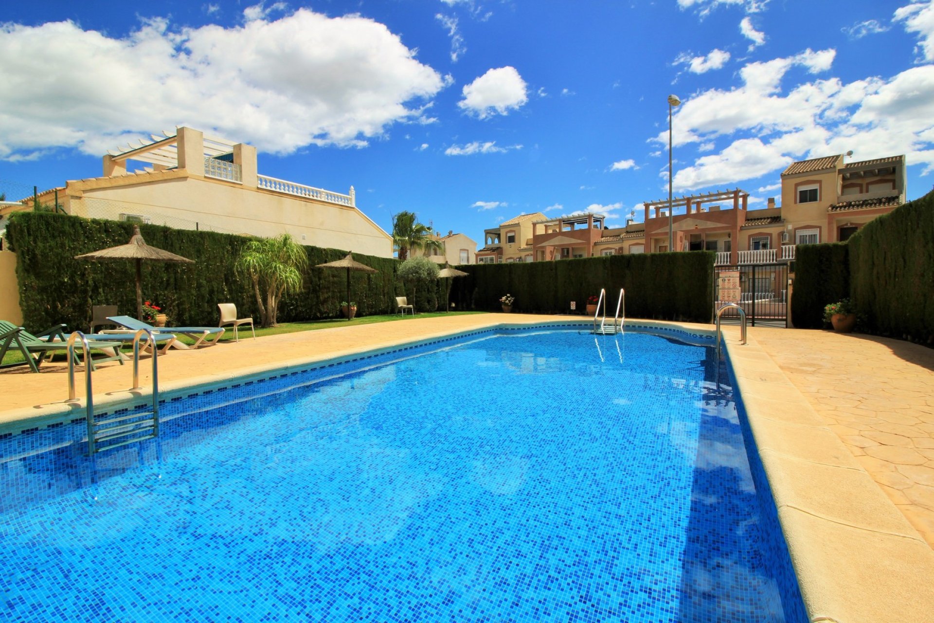 Resale - Townhouse / Terraced House - Orihuela Costa - Villamartín