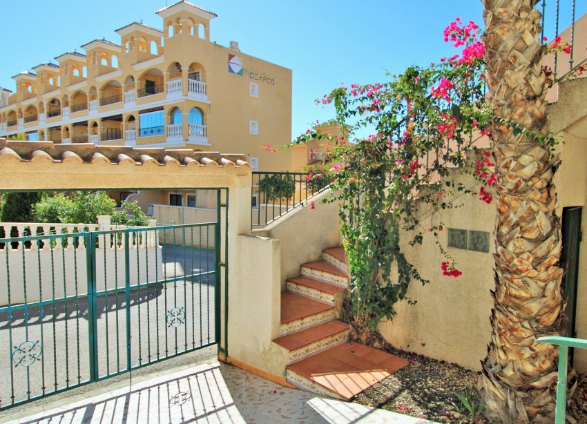Resale - Townhouse / Terraced House - Orihuela Costa - Villamartín