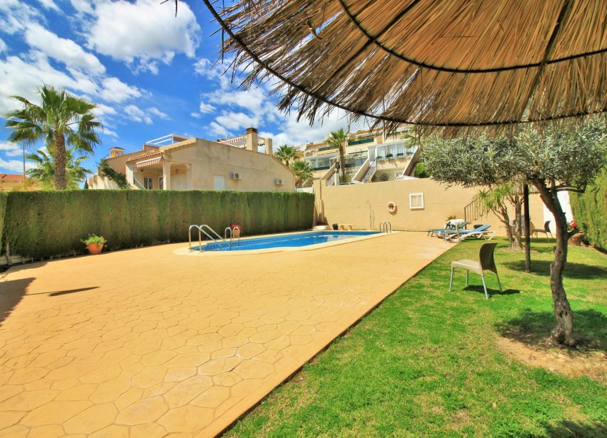 Resale - Townhouse / Terraced House - Orihuela Costa - Villamartín