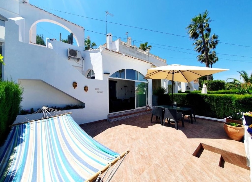Resale - Townhouse / Terraced House - Orihuela Costa - Villamartín